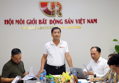 Hội Môi giới Bất động sản Việt Nam tổ chức Hội nghị Ban Chấp hành lần thứ 3, nhiệm kỳ 2021 – 2026