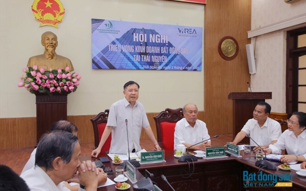 Lãnh đạo VNREA làm việc với Hiệp hội Doanh nghiệp tỉnh Thái Nguyên để tháo gỡ khó khăn cho hoạt động kinh doanh bất động sản