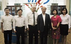 Lãnh đạo Hiệp hội BĐS Việt Nam thăm quan cơ sở vật chất tại kênh truyền hình VITV