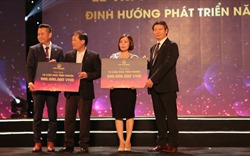 Hội viên VNREA trao tặng kinh phí xây nhà tình nghĩa cho hộ nghèo Quảng Nam