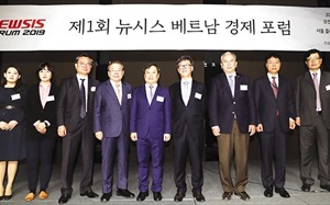 Giants of South Korea make immediate impact